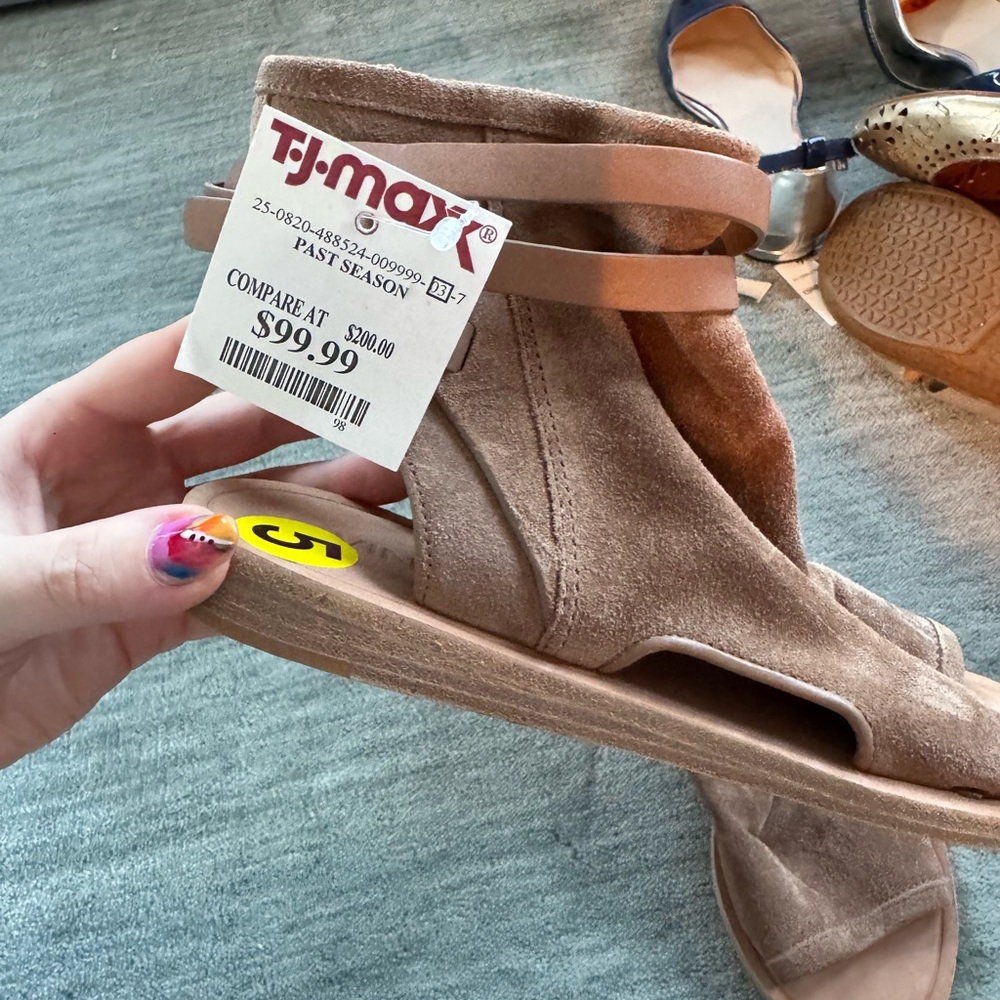 Vince Tan Suede Women's Sandals - Picture 2 of 6